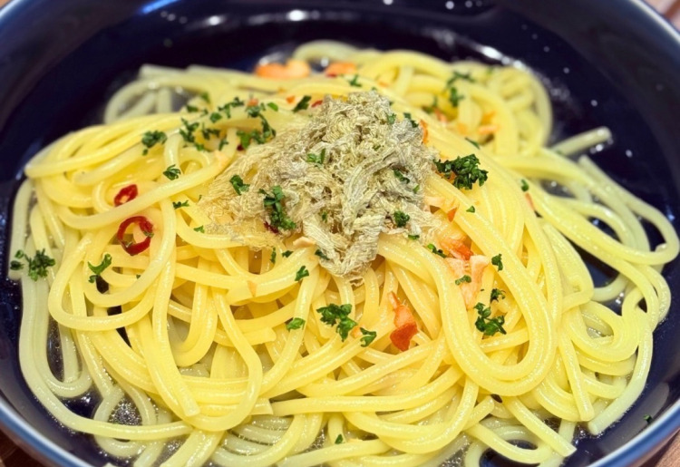 ▼＜もっちり夜にほどける生パスタ＞自家製フォカッチャ&スープ付き
